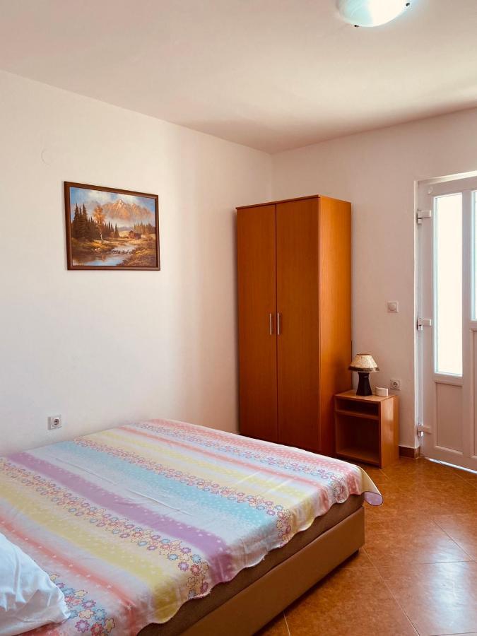 Djonovic Apartments Бар Екстериор снимка
