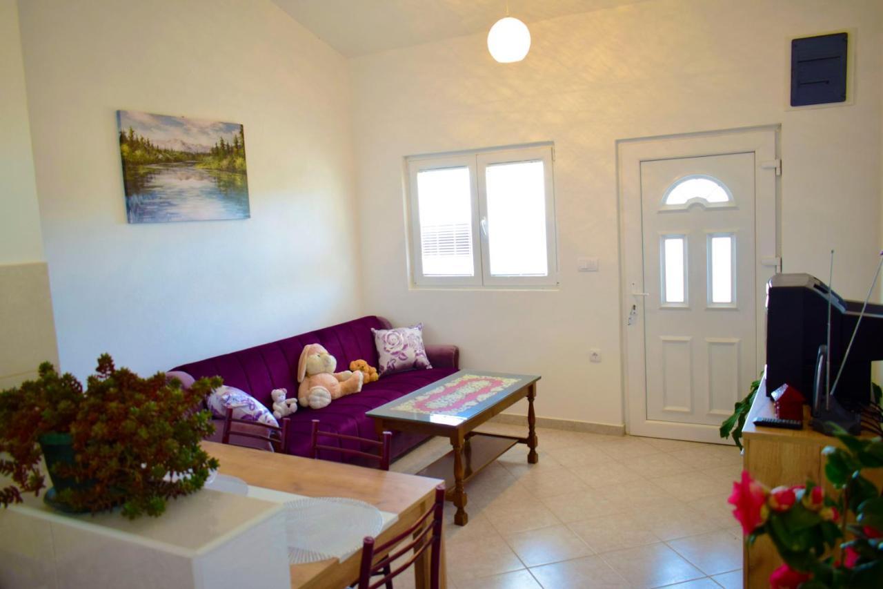 Djonovic Apartments Бар Екстериор снимка